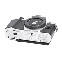 Olympus OM-D E-M10 Mark II silber gebraucht