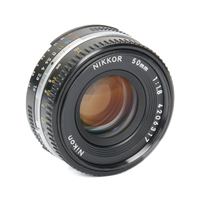 Nikon 50 mm/1,8 Series E gebraucht