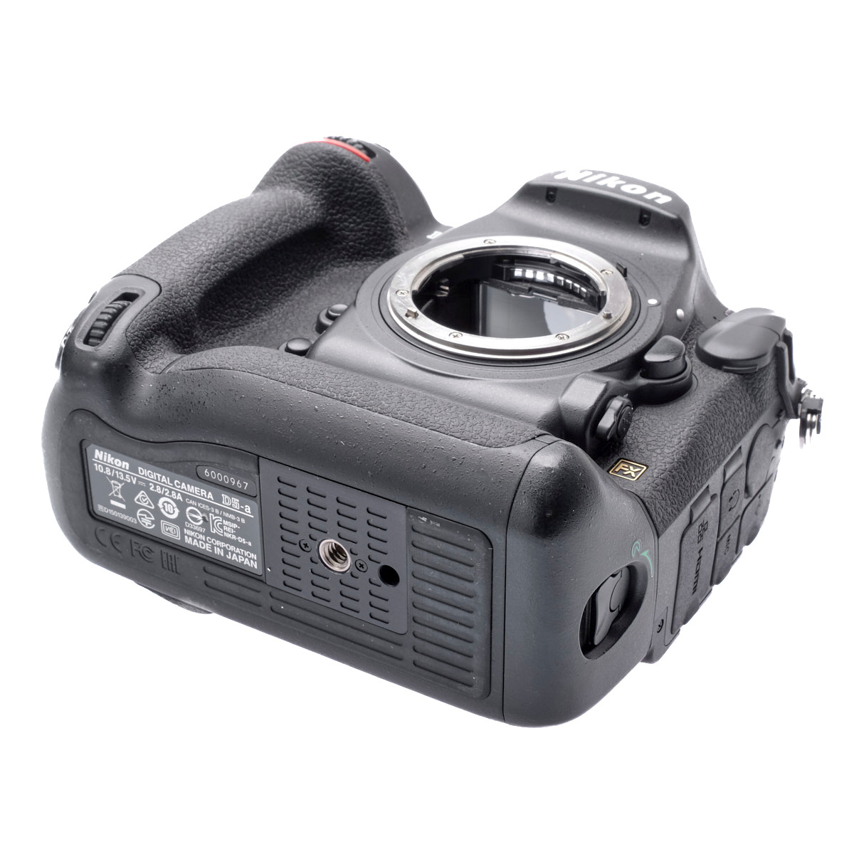 Nikon D5 mit XQD-Kartenslot gebraucht
