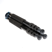 Novoflex TrioPod-M mit kompakten 4-Segment Aluminiumbeinen gebraucht